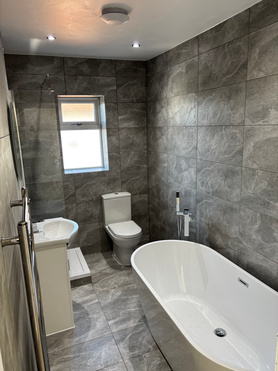 Bathroom Fit out Project image