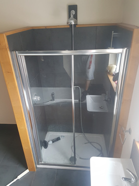 Bathroom fit and shower cubicle Project image