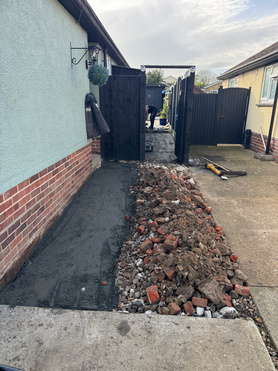 Frinton on sea. Fence, patio, artificial grass🌊  Project image