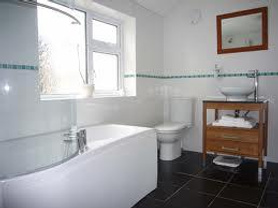 Complete bathrooms designed & fitted in awkward spaces Project image