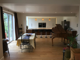 2 extensions and structural alterations to a very large house in Sanderstead to create a large family room with as Stonehams kitchen. Project image