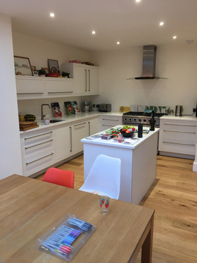 Rear extension bespoke kitchen Project image