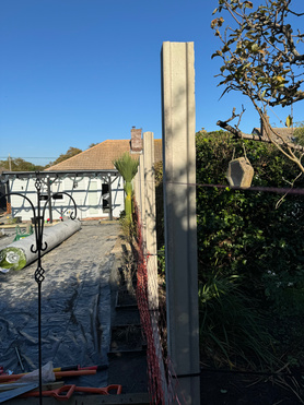 Frinton on sea. Fence, patio, artificial grass🌊  Project image