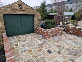 Reclaimed Yorkshire stone crazy paving Project image