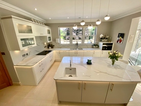 Stonehams Kitchen in Woldingham Project image