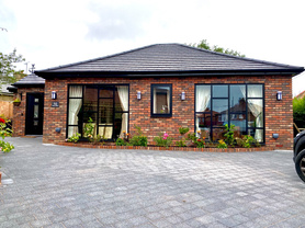 Maple Cottage Front of Property Project image