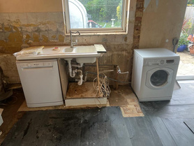 KITCHEN AND WC INSTALLATION Project image