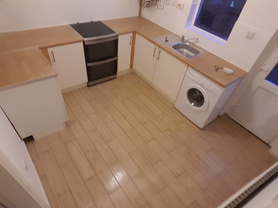 2nd hand kitchen fit  Project image