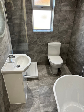 Bathroom Fit out Project image