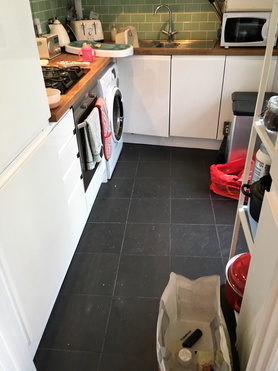 NEW LOOK FOR THE KITCHEN - SPLASHBACK TILES AND FLOOR TILES Project image