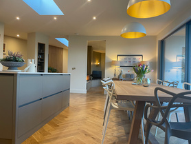 Contemporary energy-efficient extension Project image