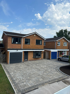 Rear extension and front drive  Project image