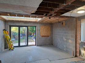 Rear extension-structural steelwork  Project image